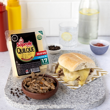 Receta de Sándwich Mechada Queso